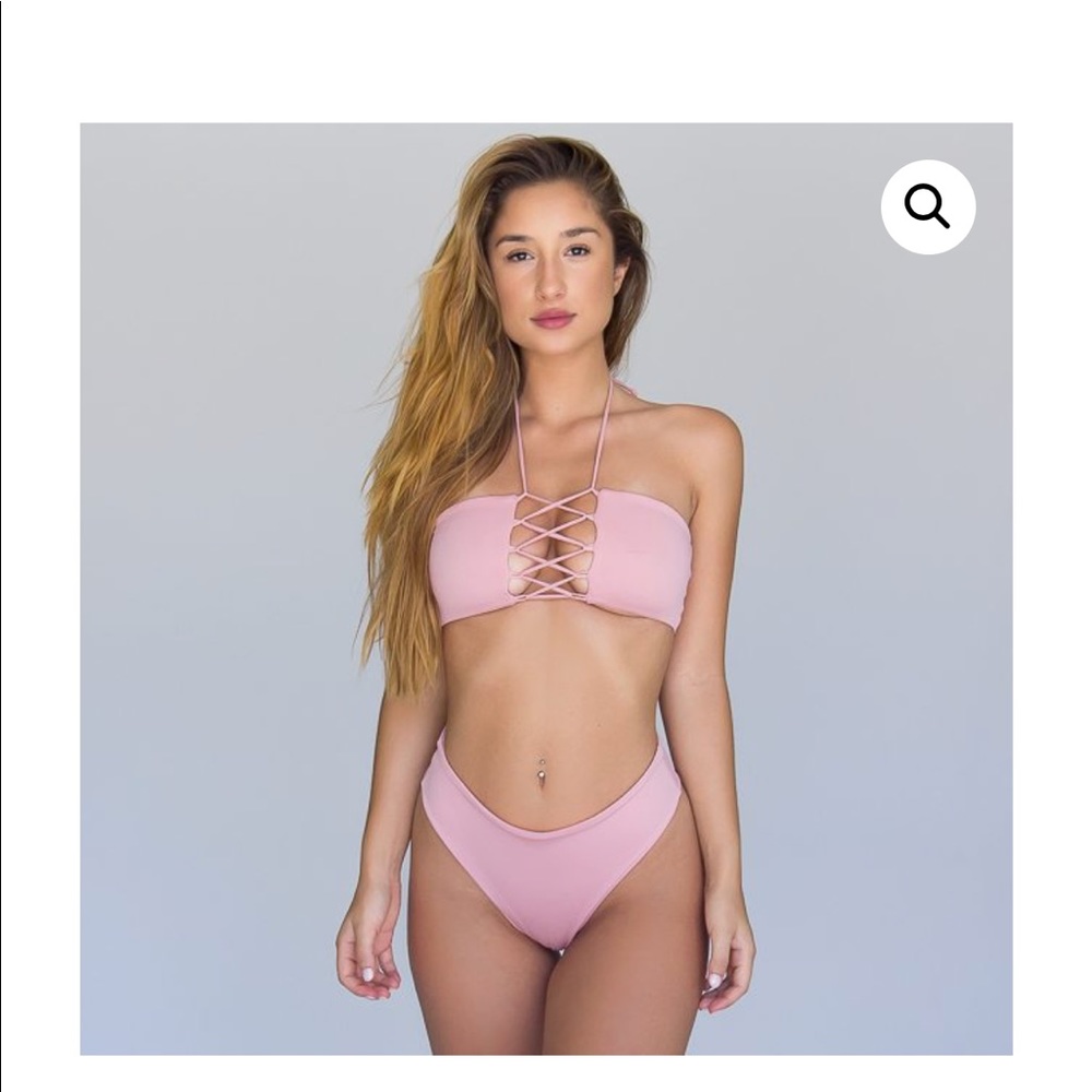 Set from sav size small pink disruptive youth